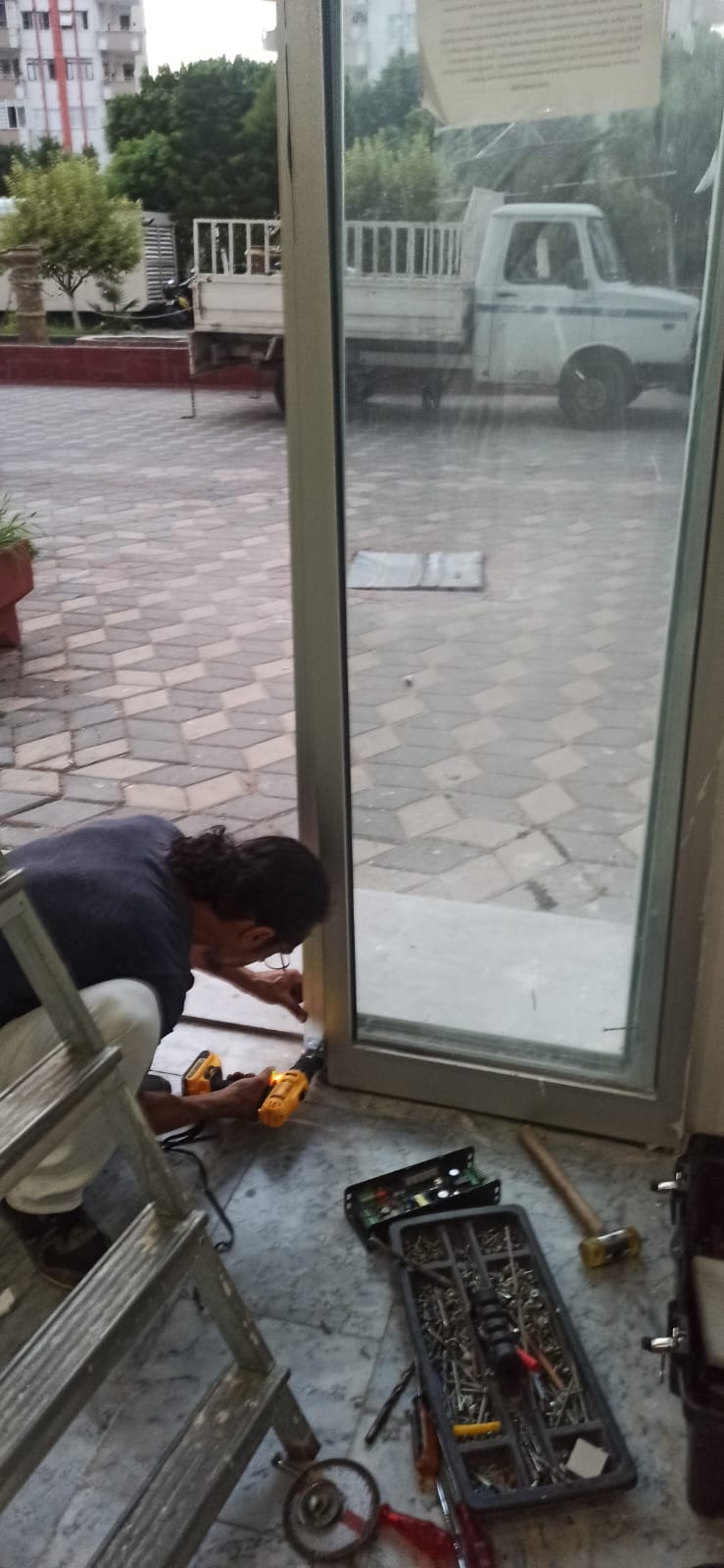 Bina Girişi Fotoselli Otomatik Kapı Sistemi - G&ouml;rsel 2