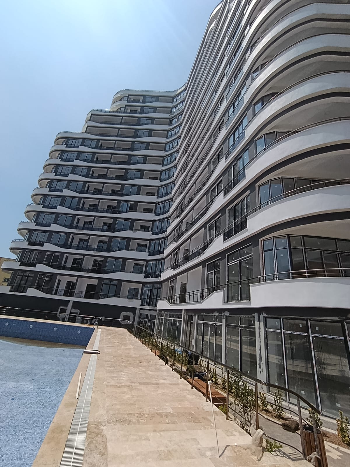 Modern Villa Al&uuml;minyum ve Cam Korkuluk Sistemleri - G&ouml;rsel 7