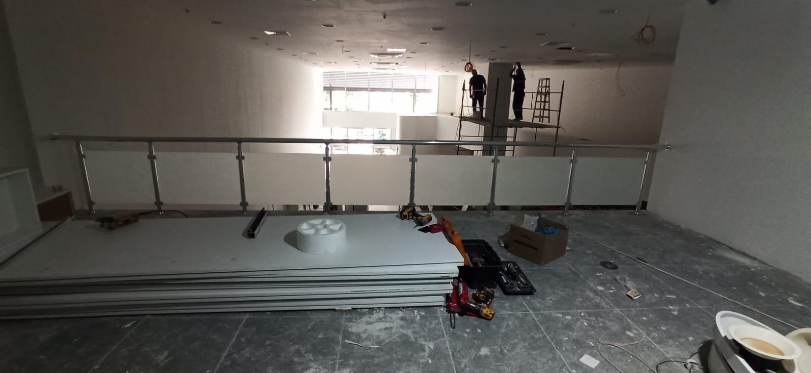 &Ccedil;ok Katlı Bina Balkon Korkuluk ve Silikon Cephe - G&ouml;rsel 10