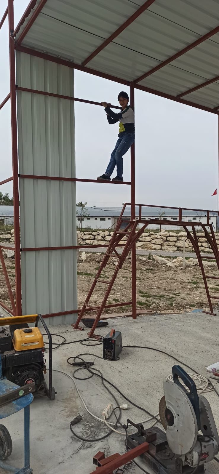 Okul ve Park &Ccedil;elik &Ccedil;atı Kapama Projesi - G&ouml;rsel 30