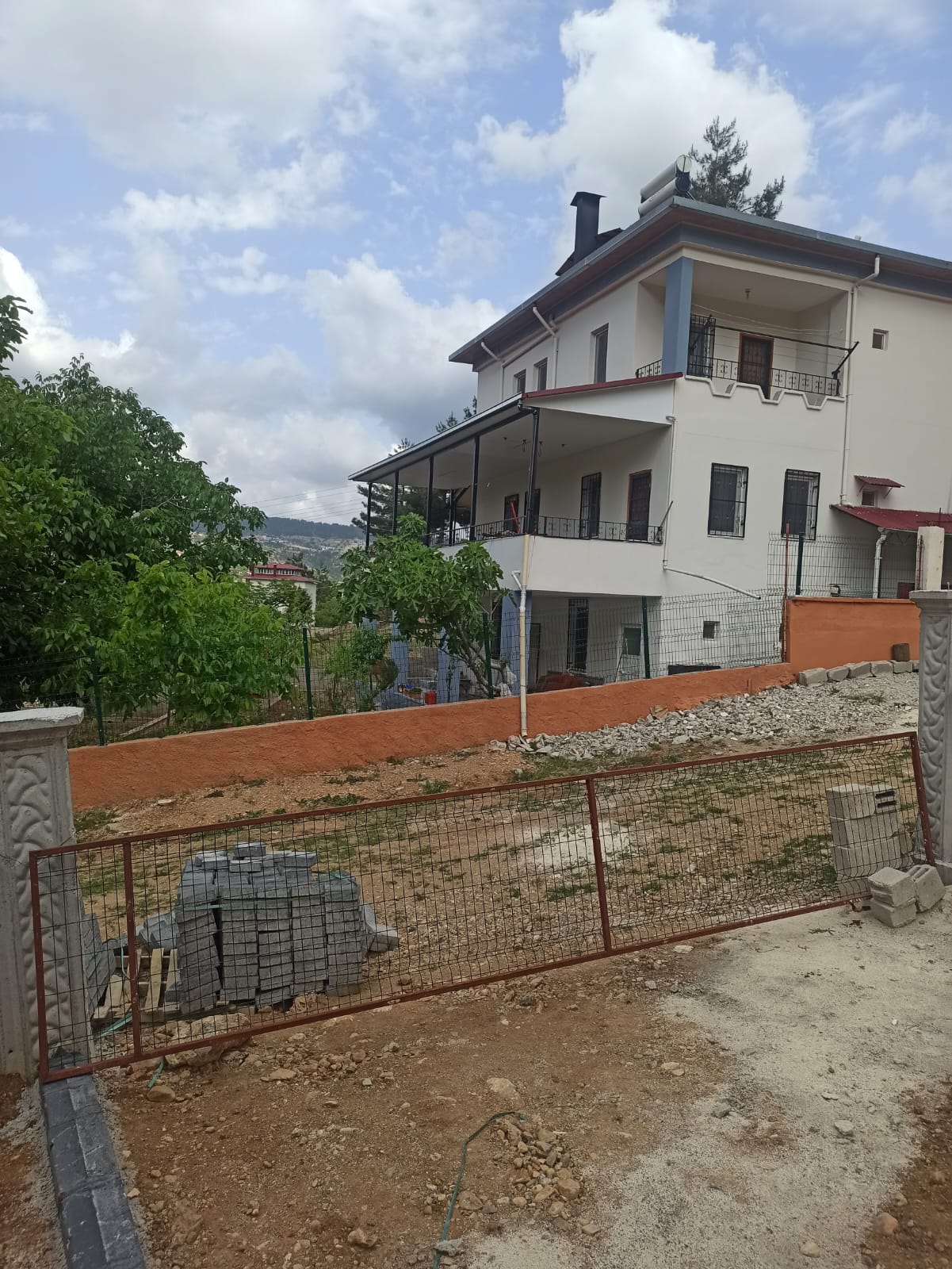 Mağaza Dış Cephe Al&uuml;minyum Doğrama Montajı - G&ouml;rsel 2